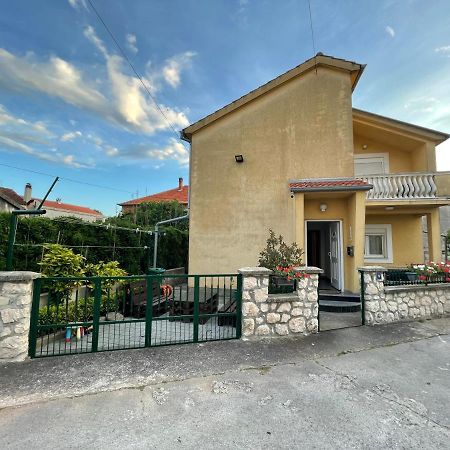 Apartman Josipa Biograd Na Moru Exterior photo