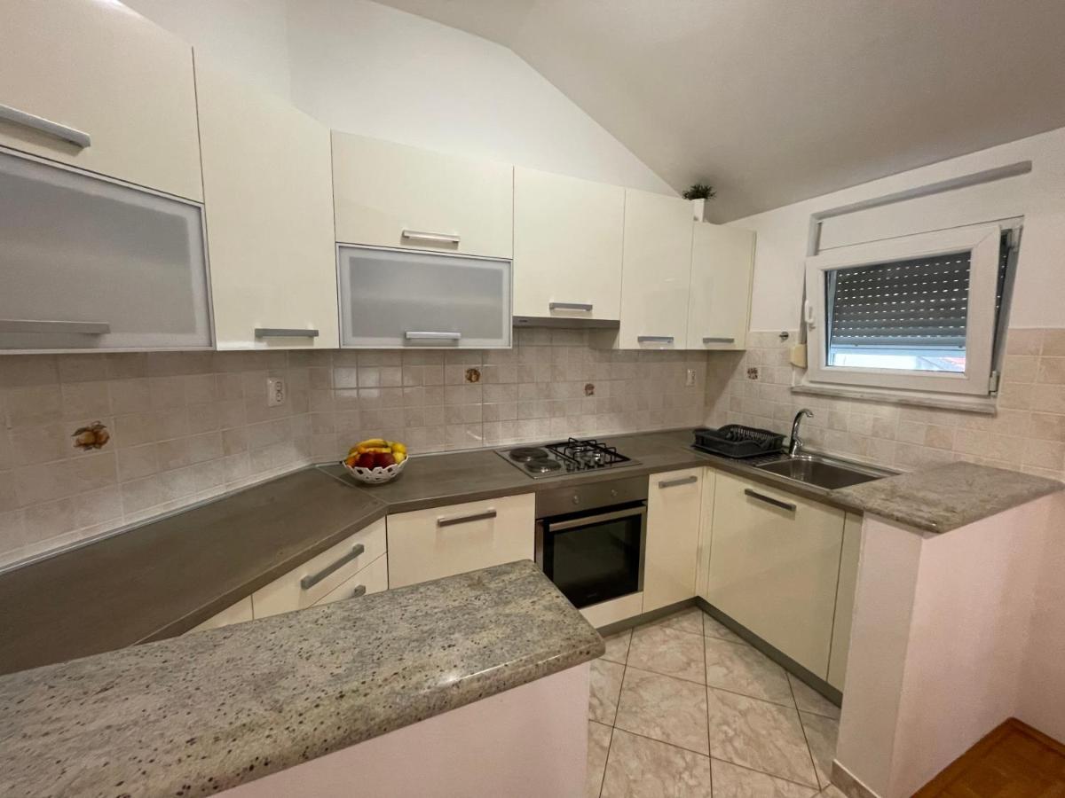 Apartman Josipa Biograd Na Moru Exterior photo