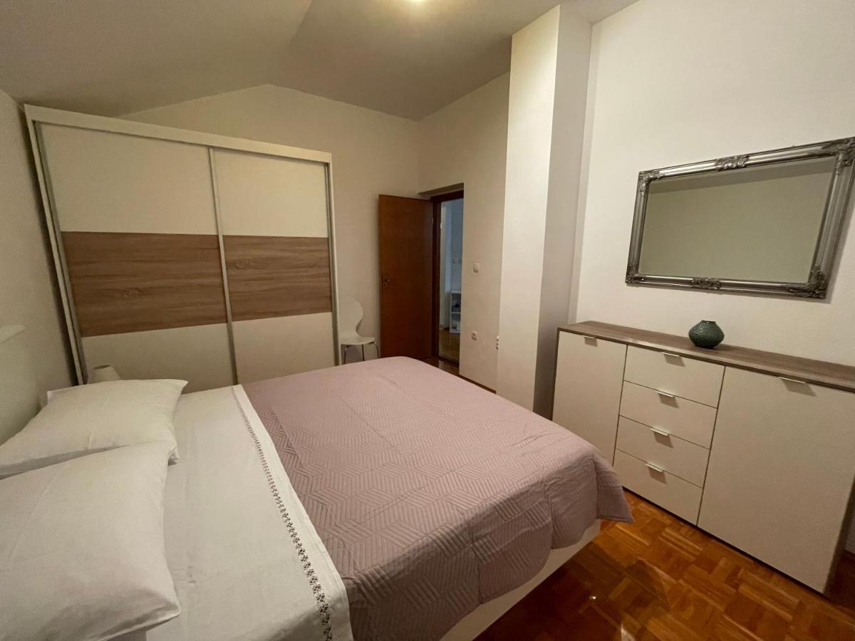 Apartman Josipa Biograd Na Moru Exterior photo